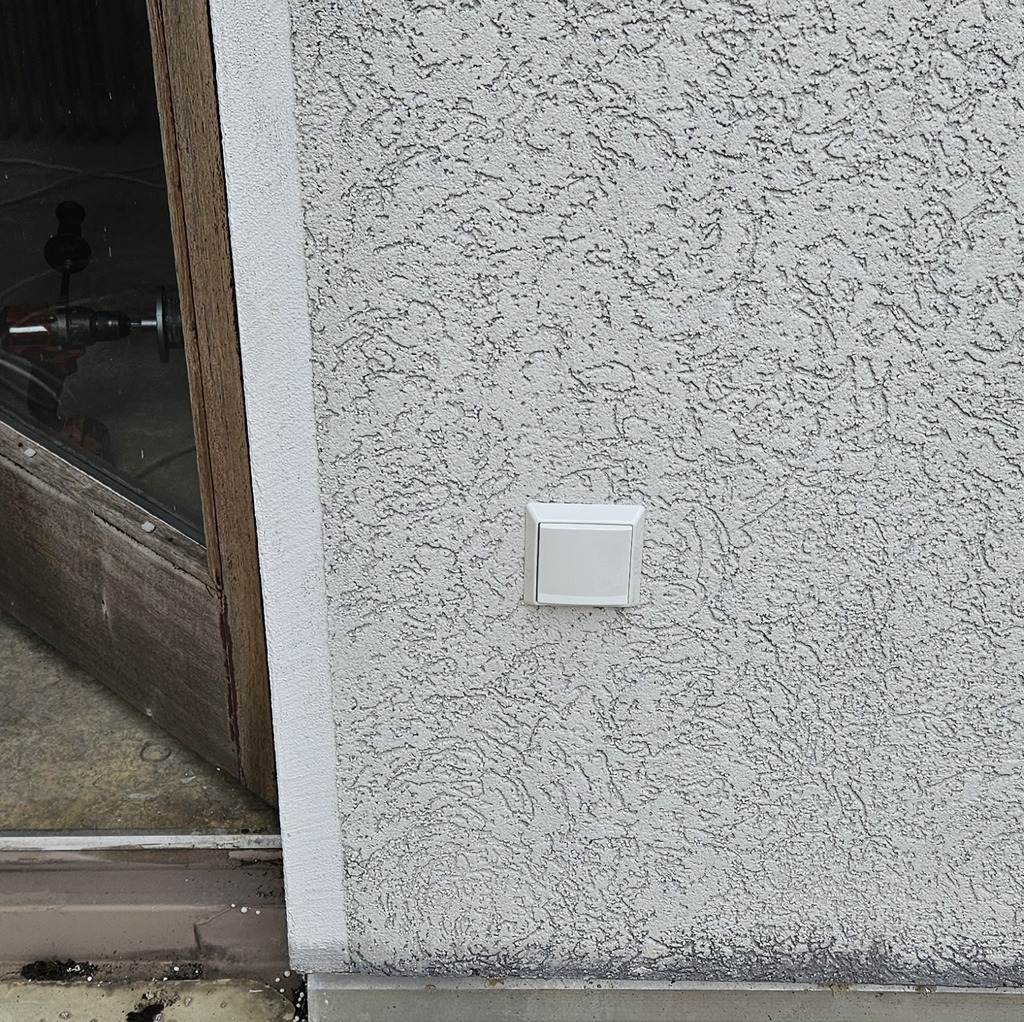 Kültéri kapcsoló telepítés