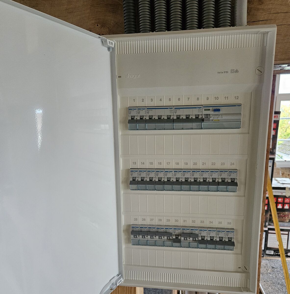 Új elektromos hálózat kiépítése